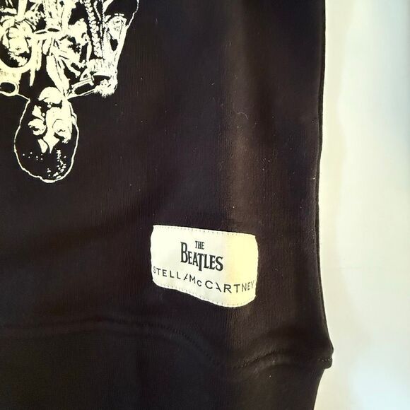 NWT Stella McCartney Kids x The Beatles hoodie.  Size 6 - Picture 5 of 9